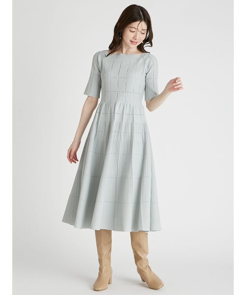 セール】スクエアネックディフォーメーションニットワンピース