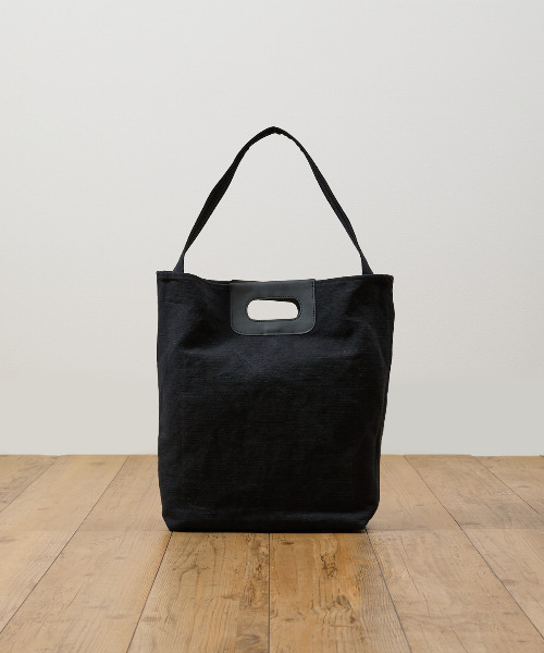 SLOW(スロウ)の「SLOW スロウ / truck - 2way tote bag L - ヌバックレザー×コットンリネンキャンバス2WAYトートバッグ ショルダーバッグ / 300S121J(トートバッグ・メンズ・アイボリー/ブラック・FREE)」の15枚目の写真