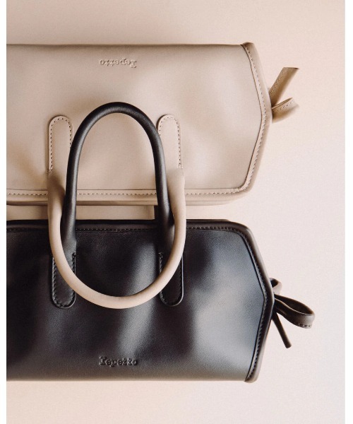 Repetto（レペット）の「Petit Gala バッグ / M0779VECRE（ショルダーバッグ・レディース・ブラック・FREE）」の5枚目の写真