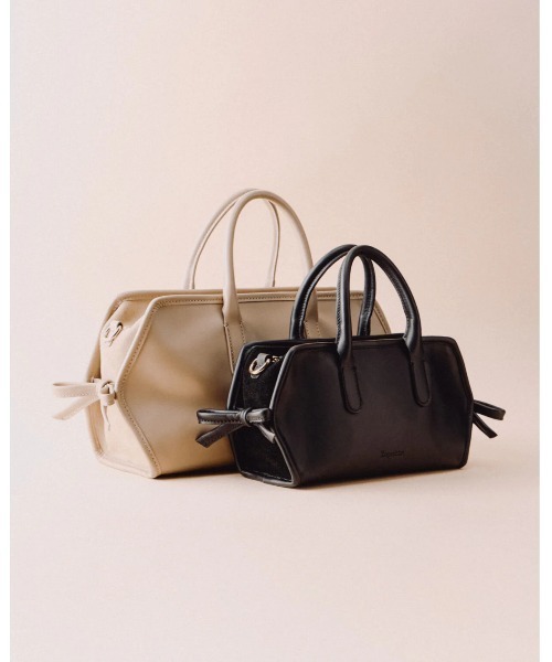 Repetto（レペット）の「Petit Gala バッグ / M0779VECRE（ショルダーバッグ・レディース・ブラック・FREE）」の8枚目の写真