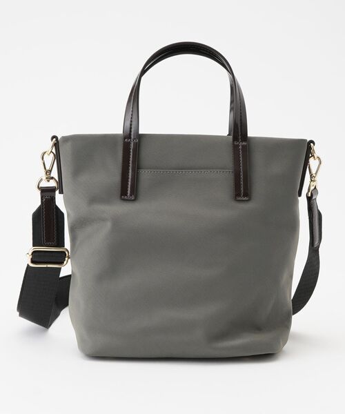 LANVIN en Bleu(ランバンオンブルー)の「マルク ハートカラビナ小トート(トートバッグ・レディース・キャメル/ブラック/チャコールグレー・FREE)」の8枚目の写真