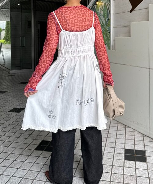 HELLO.SANFRANCISCO（ハローサンフランシスコ）の「【HELLO.SANFRANCISCO/ハローサンフランシスコ】落書き風プリントキャミレースチュニック（チュニック・レディース・ホワイト/イエロー/パープル・ONE SIZE）」の7枚目の写真