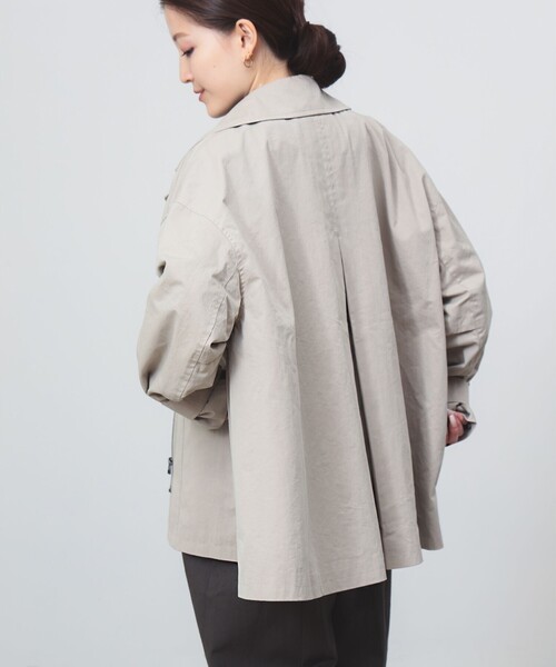BEAMS HEART(ビームスハート)の「ショート トレンチ コート(トレンチコート・レディース・ブラウン系その他2/チャコールグレー・FREE)」の7枚目の写真
