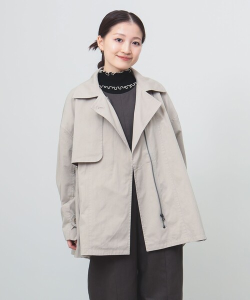 BEAMS HEART(ビームスハート)の「ショート トレンチ コート(トレンチコート・レディース・ブラウン系その他2/チャコールグレー・FREE)」の8枚目の写真