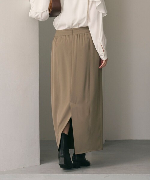 BEAUTY&YOUTH UNITED ARROWS（ビューティーアンドユースユナイテッドアローズ）の「【WEB限定 Wardrobe DAILY MINIMAL】ダブルクロス カーブスカート ウォッシャブル（スカート・レディース・ブラック/ブラウン・S/XS/M）」の3枚目の写真