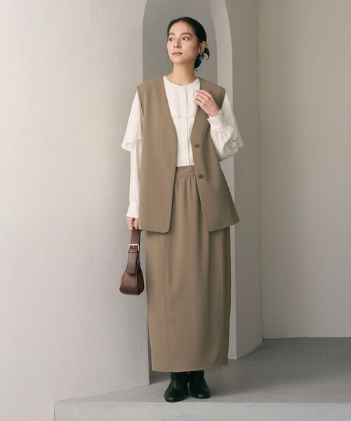 BEAUTY&YOUTH UNITED ARROWS（ビューティーアンドユースユナイテッドアローズ）の「【WEB限定 Wardrobe DAILY MINIMAL】ダブルクロス カーブスカート ウォッシャブル（スカート・レディース・ブラック/ブラウン・S/XS/M）」の5枚目の写真