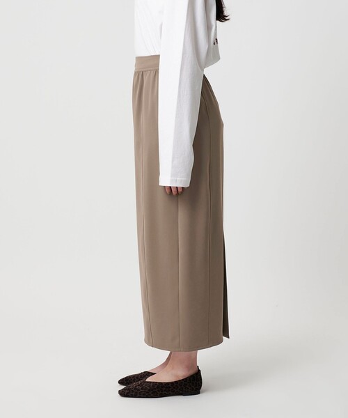 BEAUTY&YOUTH UNITED ARROWS（ビューティーアンドユースユナイテッドアローズ）の「【WEB限定 Wardrobe DAILY MINIMAL】ダブルクロス カーブスカート ウォッシャブル（スカート・レディース・ブラック/ブラウン・S/XS/M）」の12枚目の写真