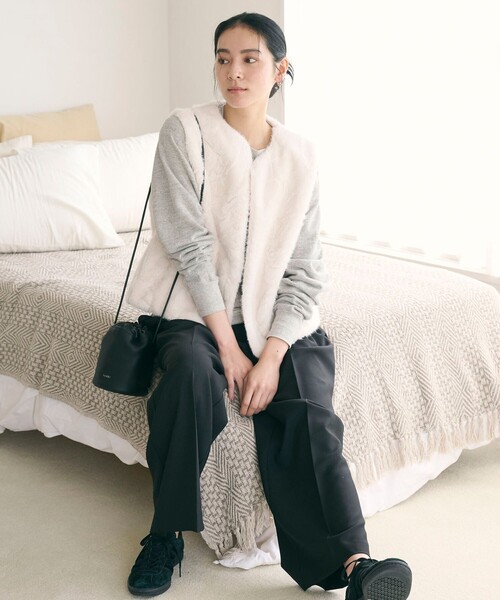 BEAUTY&YOUTH UNITED ARROWS（ビューティーアンドユースユナイテッドアローズ）の「フェイクファー ベスト（ベスト・レディース・モカ/オフホワイト・FREE）」の5枚目の写真