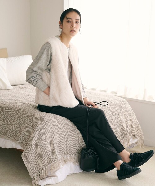 BEAUTY&YOUTH UNITED ARROWS（ビューティーアンドユースユナイテッドアローズ）の「フェイクファー ベスト（ベスト・レディース・モカ/オフホワイト・FREE）」の6枚目の写真