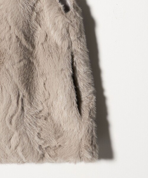 ユナイテッドアローズ　ファーベスト　UNITED ARROWS  新品同様 フェイクファー ベスト（ベスト）｜BEAUTY&YOUTH UNITED ARROWS