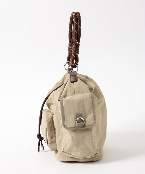 BAYFLOW（ベイフロー）の「コードHDマルチポケショルダー（ハンドバッグ・レディース・ブラック/ライトベージュ/カーキ・FREE）」の5枚目の写真