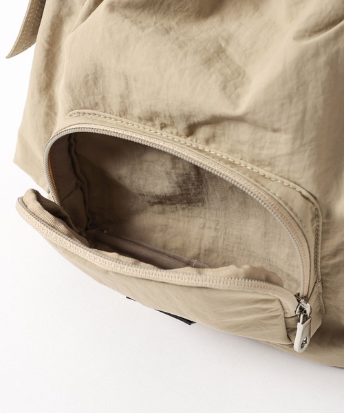 BAYFLOW（ベイフロー）の「コードHDマルチポケショルダー（ハンドバッグ・レディース・ブラック/ライトベージュ/カーキ・FREE）」の13枚目の写真