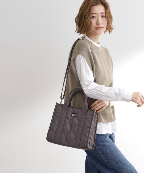 Lee(リー)の「【Lee別注】撥水キルトパイピング2WAYトート(トートバッグ・レディース・ブラック/ダークグレー/ベージュ系その他7・00)」の6枚目の写真