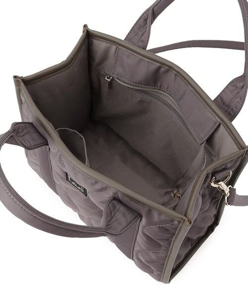 Lee(リー)の「【Lee別注】撥水キルトパイピング2WAYトート(トートバッグ・レディース・ブラック/ダークグレー/ベージュ系その他7・00)」の19枚目の写真