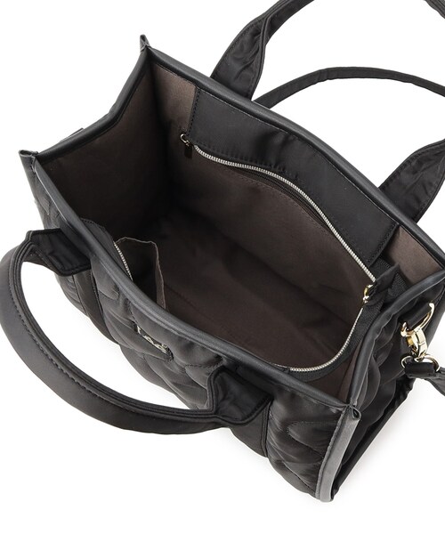 Lee(リー)の「【Lee別注】撥水キルトパイピング2WAYトート(トートバッグ・レディース・ブラック/ダークグレー/ベージュ系その他7・00)」の20枚目の写真