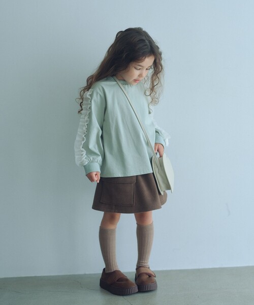 green label relaxing（グリーンレーベルリラクシング）の「袖フリル ロンT / キッズ  100㎝-160cm（Tシャツ/カットソー・キッズ・オフホワイト/ライム/ダークグレー・100cm/140cm/120cm/110cm/160cm/150cm/130cm）」の4枚目の写真