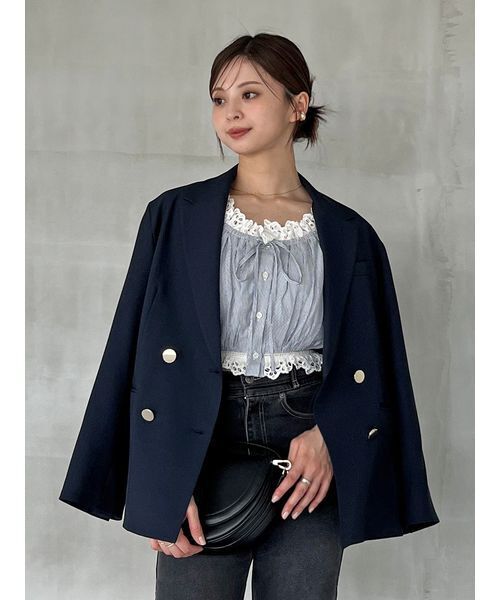 SNIDEL（スナイデル）の「Sustainableメタルボタンテーラードジャケット（テーラードジャケット・レディース・ネイビー/ブラウン/グレー・1/0）」の18枚目の写真