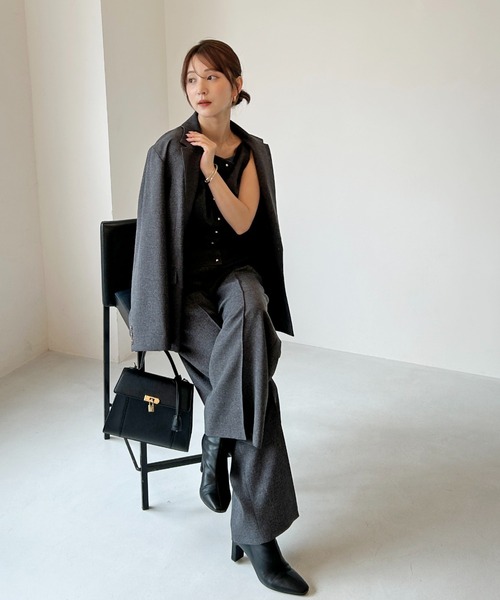 Sustainableメタルボタンテーラードジャケット（テーラードジャケット