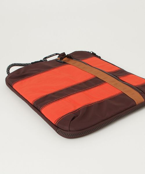 Paul Smith（ポールスミス）の「PSモバイルポーチ ドキュメントケース【453004 B172C】（クラッチバッグ・メンズ・グリーン/ブラウン/ブラック・FREE）」の20枚目の写真