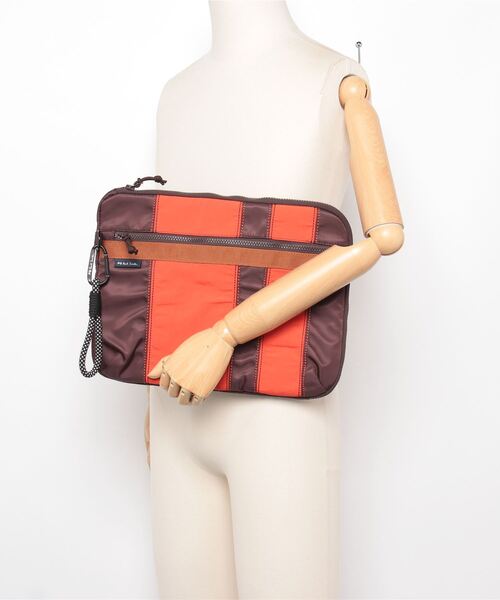 Paul Smith（ポールスミス）の「PSモバイルポーチ ドキュメントケース【453004 B172C】（クラッチバッグ・メンズ・グリーン/ブラウン/ブラック・FREE）」の16枚目の写真