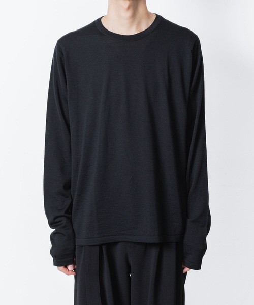 ATTACHMENT(アタッチメント)の「× JOHN SMEDLEY MERINO EXTRAFINE WELTED CREW NECK L/S(ニット/セーター・メンズ・ブラック/キャメル/ダークグレー/ネイビー・1/2/3/4)」の2枚目の写真
