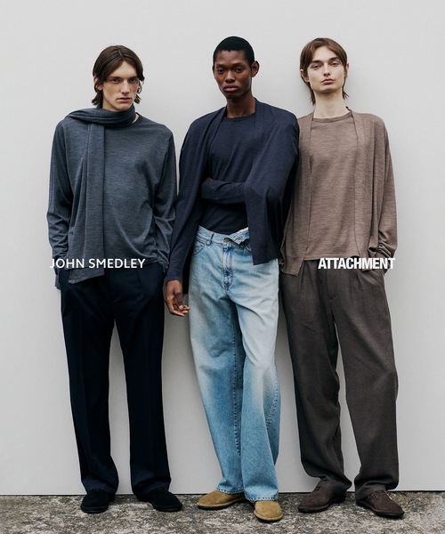 ATTACHMENT(アタッチメント)の「× JOHN SMEDLEY MERINO EXTRAFINE WELTED CREW NECK L/S(ニット/セーター・メンズ・ブラック/キャメル/ダークグレー/ネイビー・1/2/3/4)」の11枚目の写真