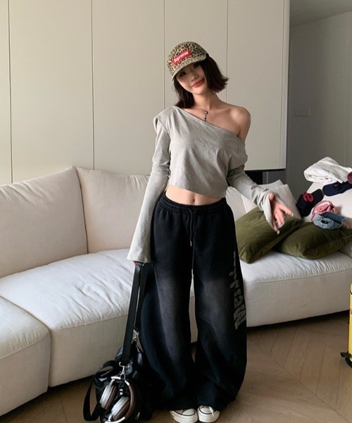 almo(アルモ)の「【LAMPOON】ビンテージ加工ワイドスエットパンツ(スウェットパンツ・レディース・パープル/ブラック・SMALL/MEDIUM/LARGE)」の7枚目の写真