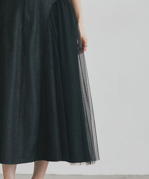 &. NOSTALGIA（アンドドットノスタルジア）の「チュールドッキングデニムスカート（デニムスカート・レディース・ブルー/ブラック・M）」の15枚目の写真