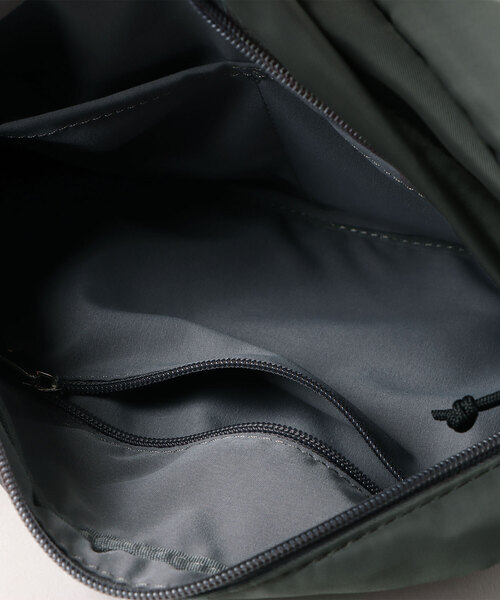 GEORGE'S(ジョージズ)の「MESSENGER BAG(メッセンジャーバッグ・レディース・ブラック/カーキ・FREE)」の17枚目の写真