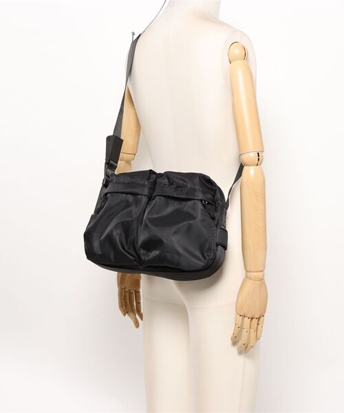 GEORGE'S(ジョージズ)の「MESSENGER BAG(メッセンジャーバッグ・レディース・ブラック/カーキ・FREE)」の18枚目の写真