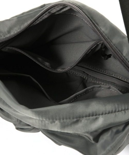 GEORGE'S(ジョージズ)の「MESSENGER BAG(メッセンジャーバッグ・レディース・ブラック/カーキ・FREE)」の12枚目の写真