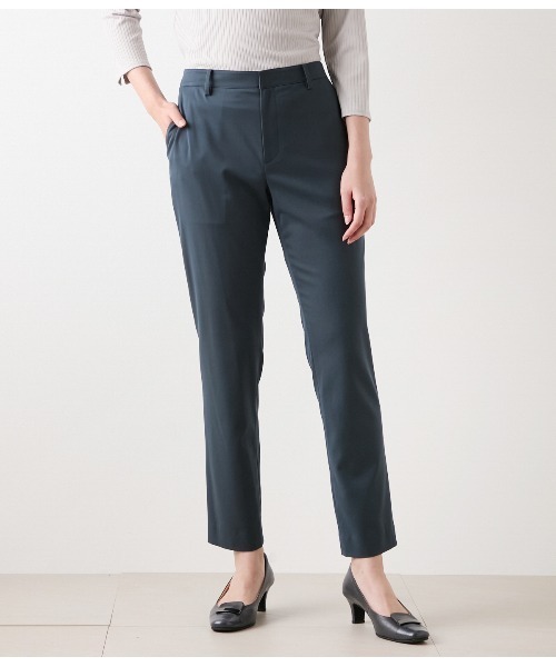 NEWYORKER(ニューヨーカー)の「TRストレッチツイル テーパードパンツ(その他パンツ・レディース・ダークグレー/グリーン系その他3/キャメル・9号/11号)」の12枚目の写真