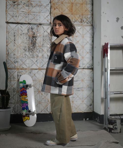 Quiksilver(クイックシルバー)の「QUIKSILVER/クイックシルバー アウター キッズ ボア ジャケット DNA SHERPA HARRINGTON YOUTH EQBJK03346(その他アウター・キッズ・オレンジ系/ブラック系・160cm/150cm/140cm)」の12枚目の写真