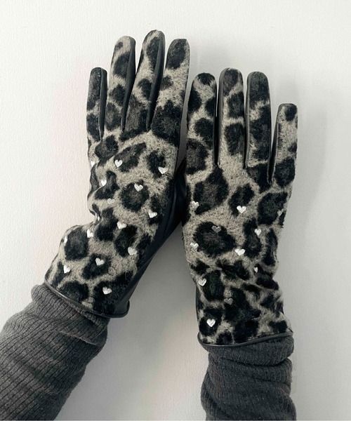 Casselini（キャセリーニ）の「Casselini(キャセリーニ)モチーフ刺繍手袋（手袋・レディース・ブラック/ベージュ/ブラウン/グレー・FREE）」の2枚目の写真