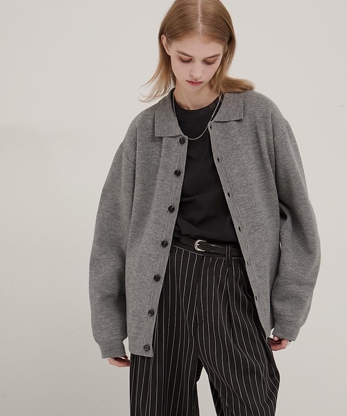 EMMA CLOTHES(エマクローズ)の「ミラノリブ コンフォートニットシャツカーディガン(カーディガン/ボレロ・メンズ・ダークブラウン/ブラック/ベージュ/ライトグレー/ダークネイビー・L/S/M)」の13枚目の写真