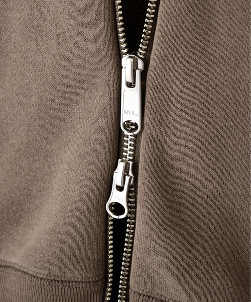MHL.（エムエイチエル）の「LIGHT LOOPBACK COTTON（パーカー・レディース・ブラック/グレー・2）」の6枚目の写真