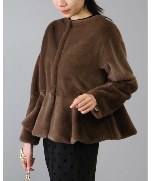 セール】ペプラムエコファーフェイクファージャケット（ノーカラー