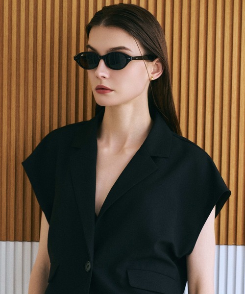 NUEF （ヌエフ）の「キャッツアイ型サングラス｜カラーレンズ｜トレンド｜紫外線対策｜UVカット｜サングラス｜NUEF｜COLOR SUNGLASSES（サングラス・レディース・ブラック系その他/グレー/ライトブラウン/ブラウン系その他2/クリア/ブラウン/ブラック/ブラウン系その他・FREE）」の12枚目の写真