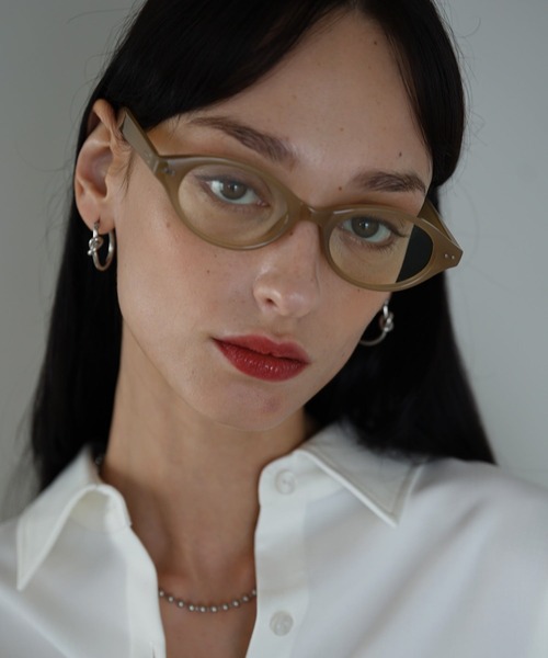 NUEF （ヌエフ）の「キャッツアイ型サングラス｜カラーレンズ｜トレンド｜紫外線対策｜UVカット｜サングラス｜NUEF｜COLOR SUNGLASSES（サングラス・レディース・ブラック系その他/グレー/ライトブラウン/ブラウン系その他2/クリア/ブラウン/ブラック/ブラウン系その他・FREE）」の20枚目の写真