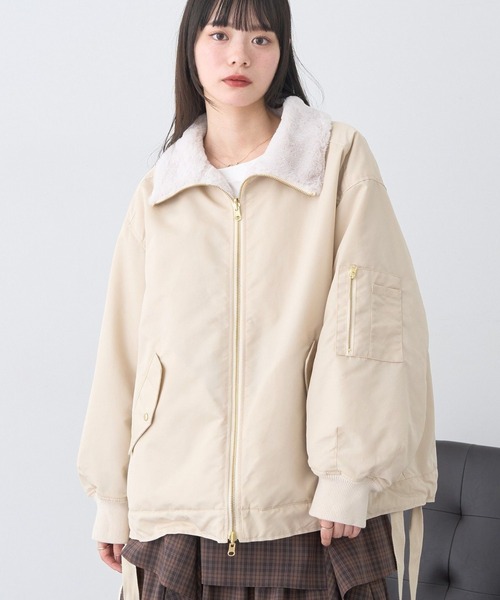 earth music&ecology(アースミュージックアンドエコロジー)の「【2025AW】リバーシブルMA-1(MA-1・レディース・ブラック/ライトベージュ・FREE)」の1枚目の写真