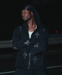 UNKNOWN LONDON｜アンノウン・ロンドンのトップス（ワンポイント