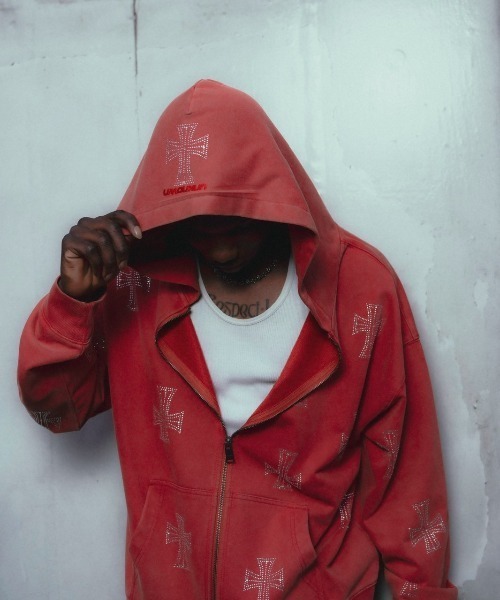UNKNOWN LONDON（アンノウン・ロンドン）の「UNKNOWNLONDON/アンノウンロンドン/Outline Rhinestone Hoodie（パーカー・メンズ・レッド/ブラック/ベージュ・M/L/XL）」の9枚目の写真
