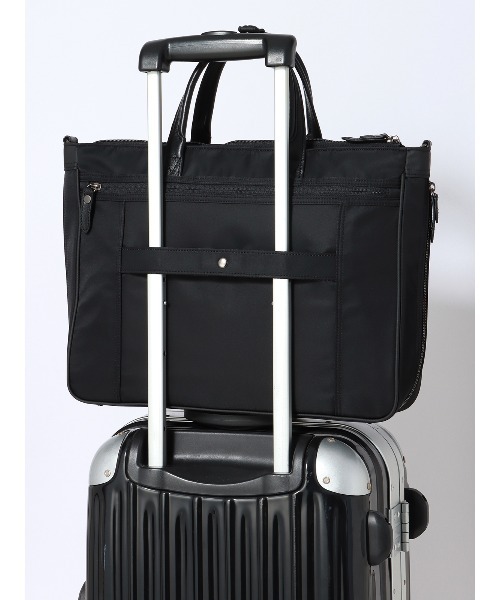 SUIT SQUARE(スーツスクエア)の「2WAYブリーフケース ナイロン×レザー(ビジネスバッグ・メンズ・ブラック/ネイビー・F)」の7枚目の写真