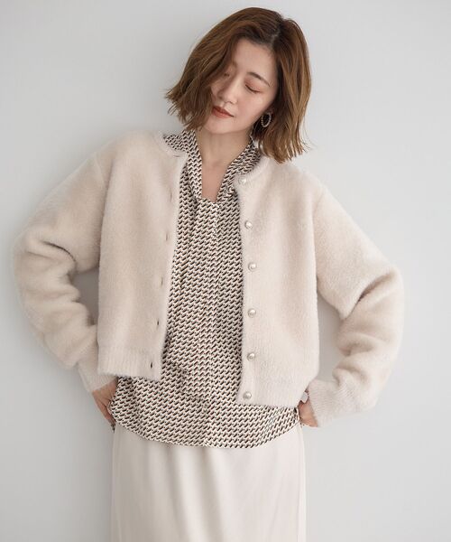 YECCA VECCA（イェッカヴェッカ）の「ジオメ柄ボウタイブラウス（シャツ/ブラウス・レディース・ネイビー/アイボリー・FREE）」の12枚目の写真