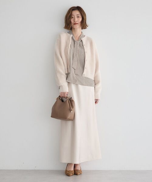 YECCA VECCA（イェッカヴェッカ）の「ジオメ柄ボウタイブラウス（シャツ/ブラウス・レディース・ネイビー/アイボリー・FREE）」の13枚目の写真