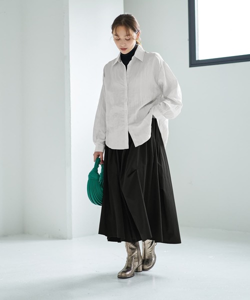 STYLE DELI(スタイルデリ)の「シワ加工グロッシーシャツ(シャツ/ブラウス・レディース・ホワイト系/ブラウン/ライトカーキ・FREE)」の18枚目の写真