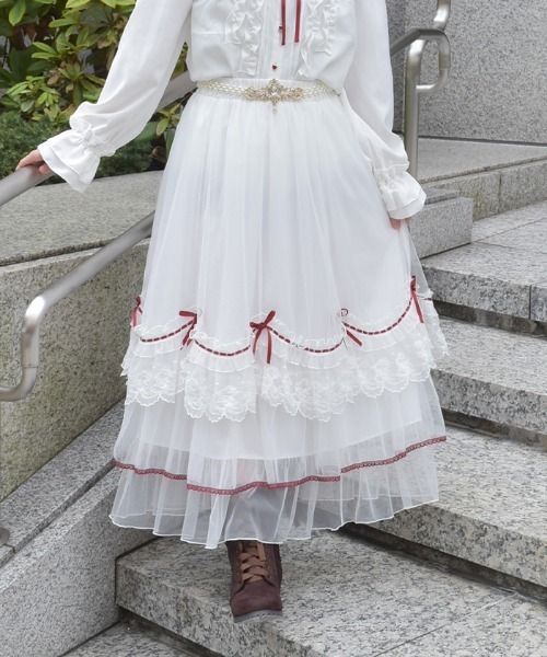 axes femme（アクシーズファム）の「ホイップフリルチュールSK