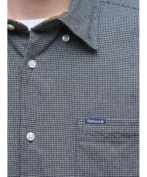 Barbour（バブアー）の「Turnerスモールチェックシャツ（アジアフィット）（シャツ/ブラウス・メンズ・ネイビー/グレー・MEDIUM/SMALL/LARGE）」の7枚目の写真
