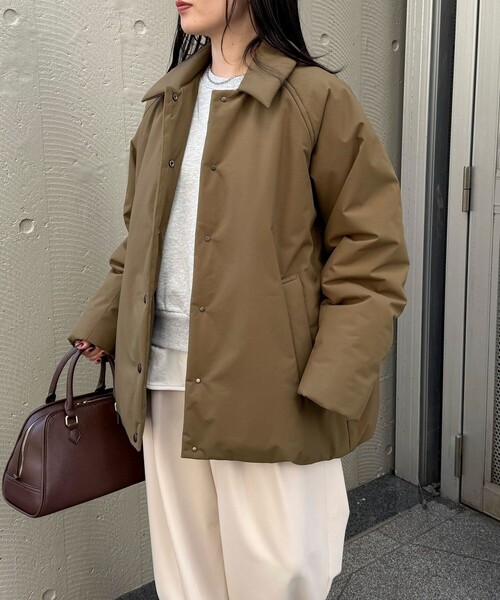 fredy emue（フレディエミュ）の「【軽くて暖かい◎】Sorona PADDING COAT（ダッフルコート・レディース・カーキ/ブラック・38）」の21枚目の写真