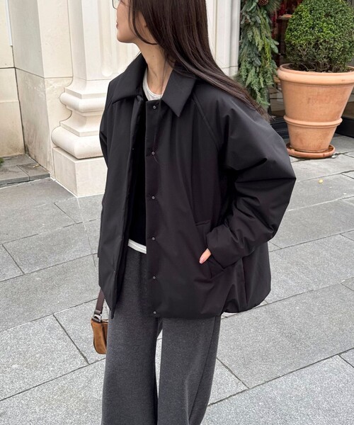 fredy emue（フレディエミュ）の「【軽くて暖かい◎】Sorona PADDING COAT（ダッフルコート・レディース・カーキ/ブラック・38）」の5枚目の写真